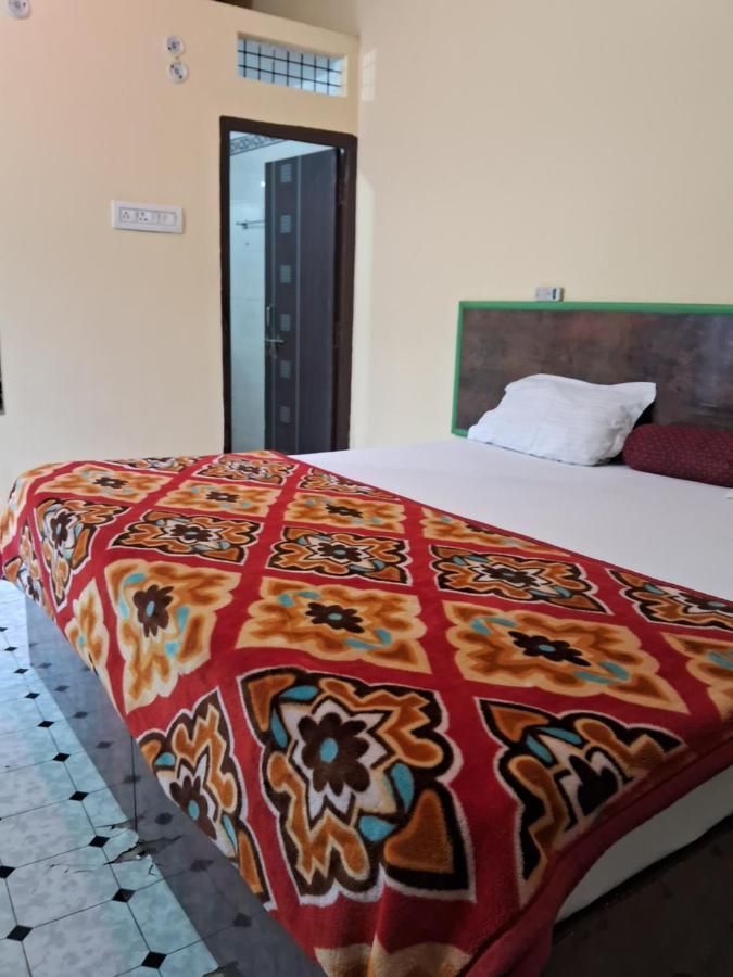 Blue Sky Homestay Khajuraho Exterior photo