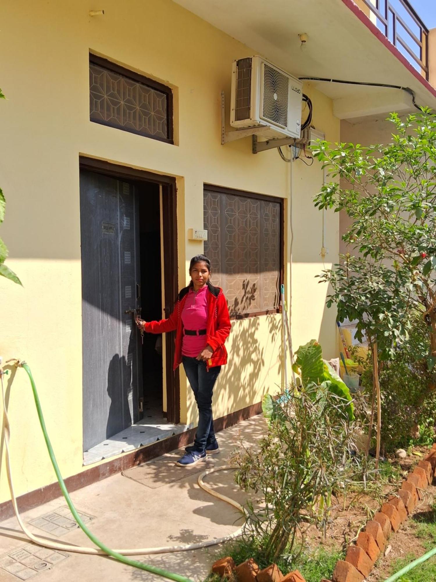Blue Sky Homestay Khajuraho Exterior photo